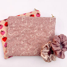 Load image into Gallery viewer, Mauve Stethoscope Quilted Pouch