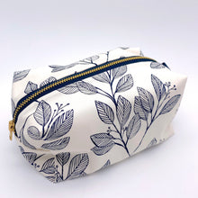 Load image into Gallery viewer, Serenity Boxy Pouch