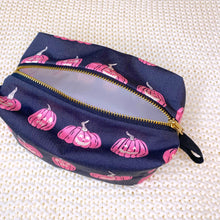 Load image into Gallery viewer, Jack-o-lanterns Boxy Bag
